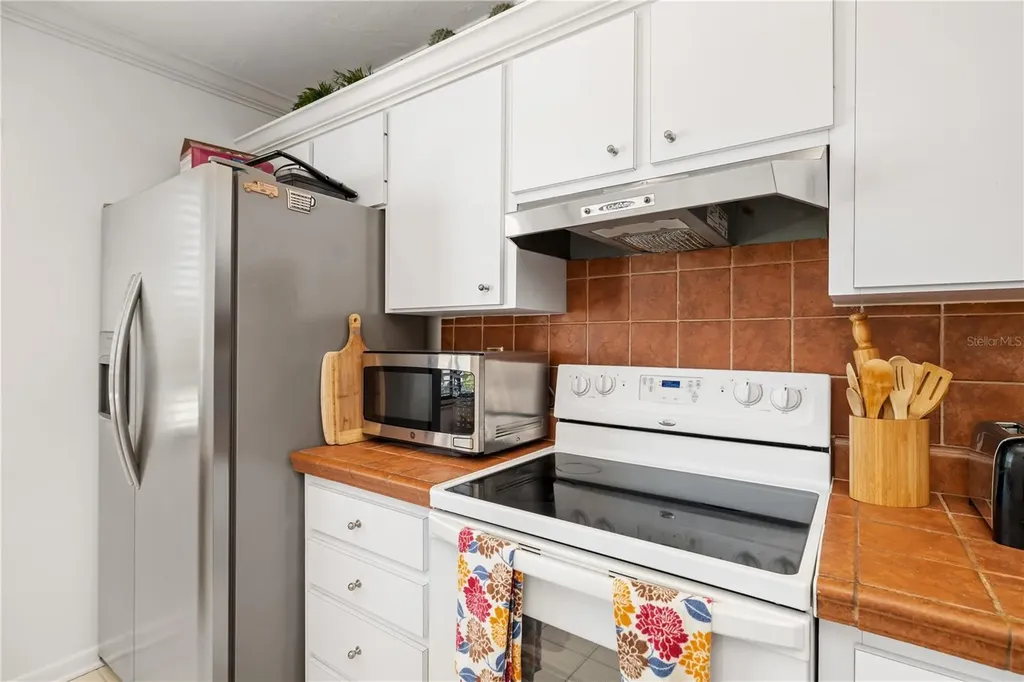 6204 Midnight Pass Road Sarasota FL 34242