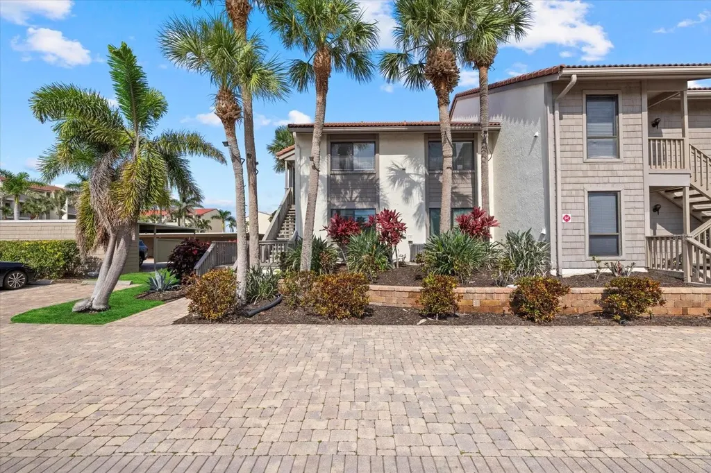 6204 Midnight Pass Road Sarasota FL 34242