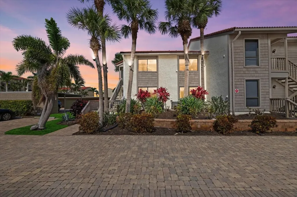 6204 Midnight Pass Road Sarasota FL 34242