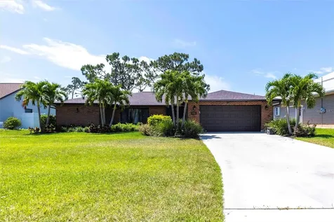860 SW 18th Terrace Cape Coral FL 33991
