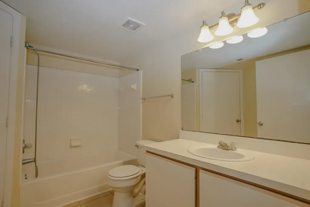 2208 Antigua Place Kissimmee FL 34741