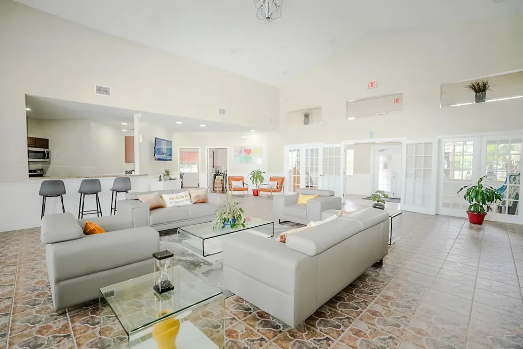 2208 Antigua Place Kissimmee FL 34741