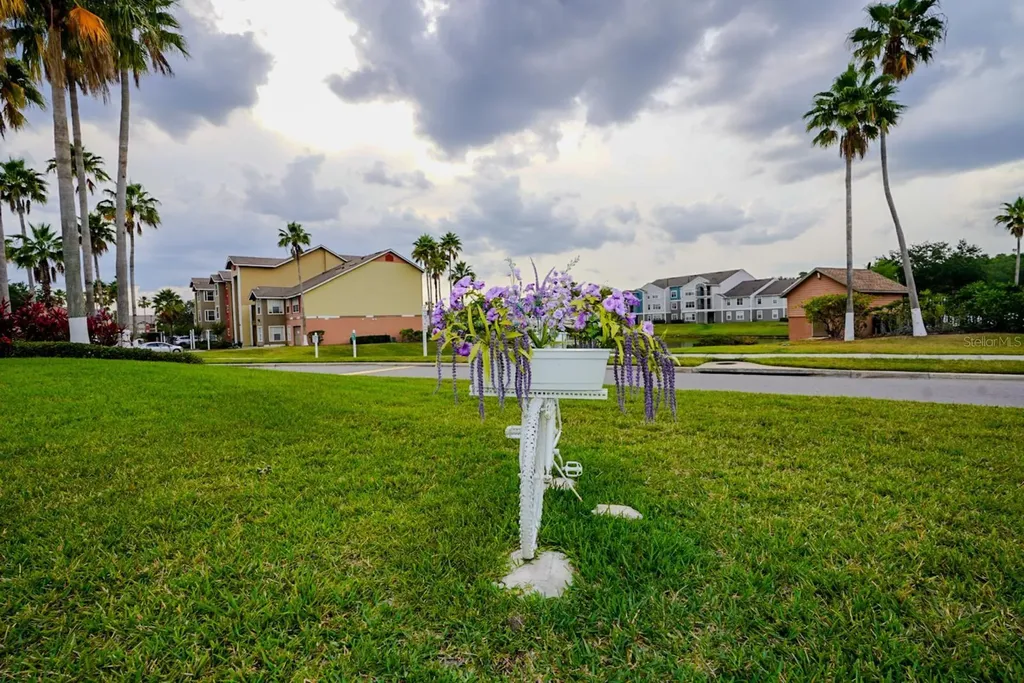 2208 Antigua Place Kissimmee FL 34741