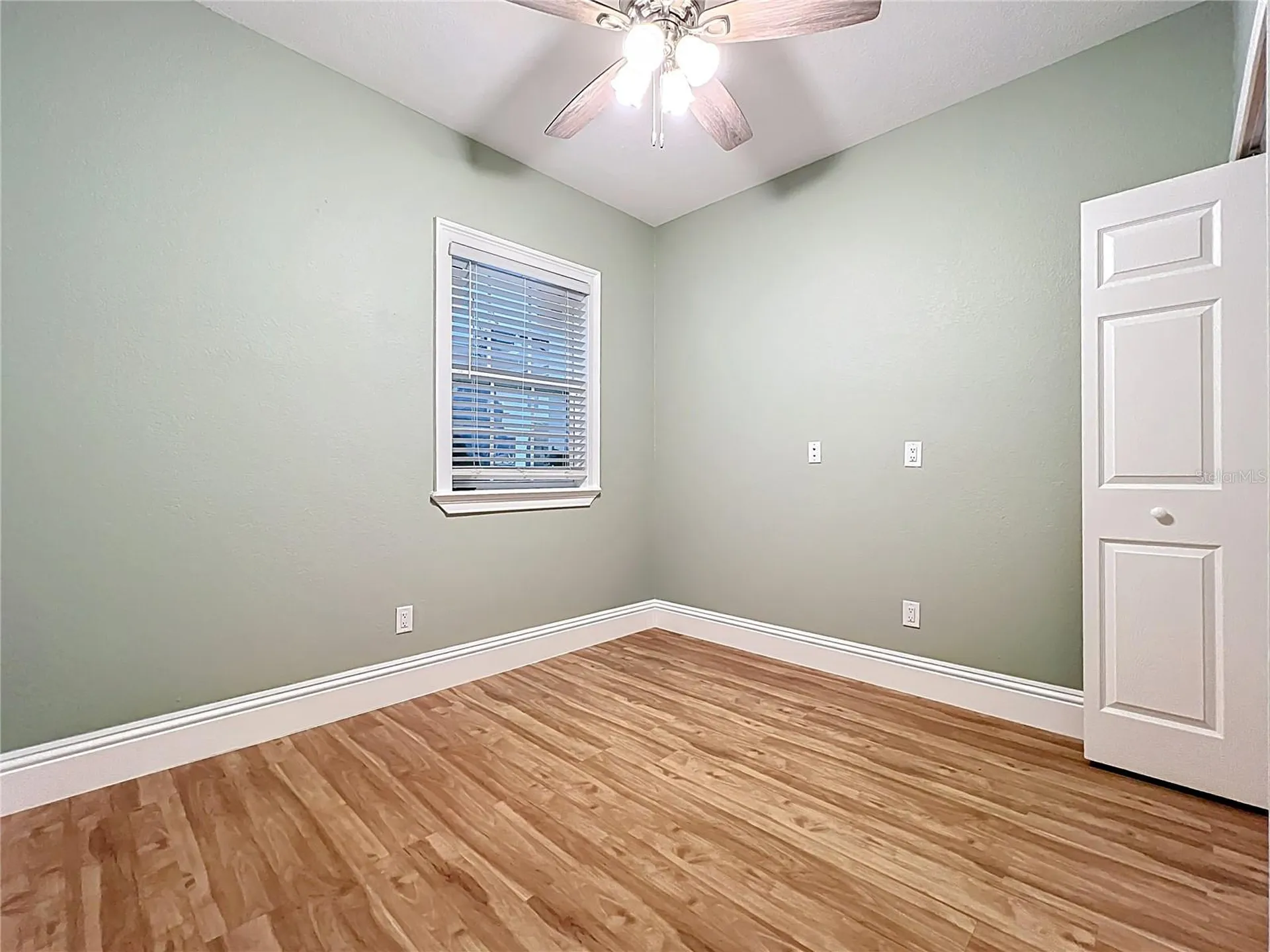 731 Guernsey Street Orlando FL 32804