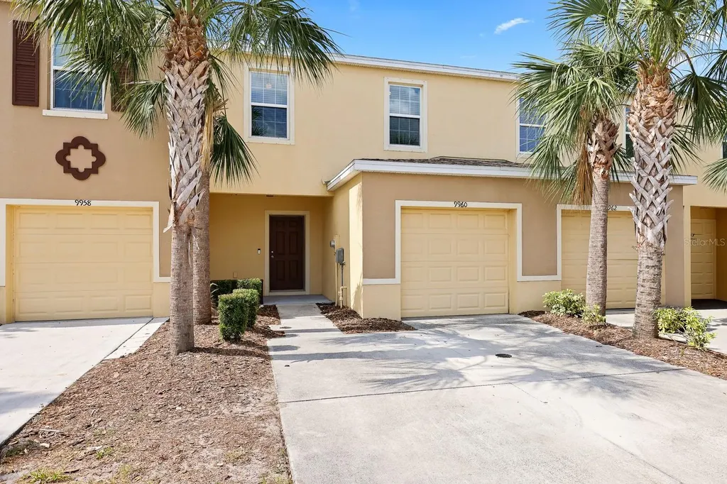 9960 Hound Chase Drive Gibsonton FL 33534