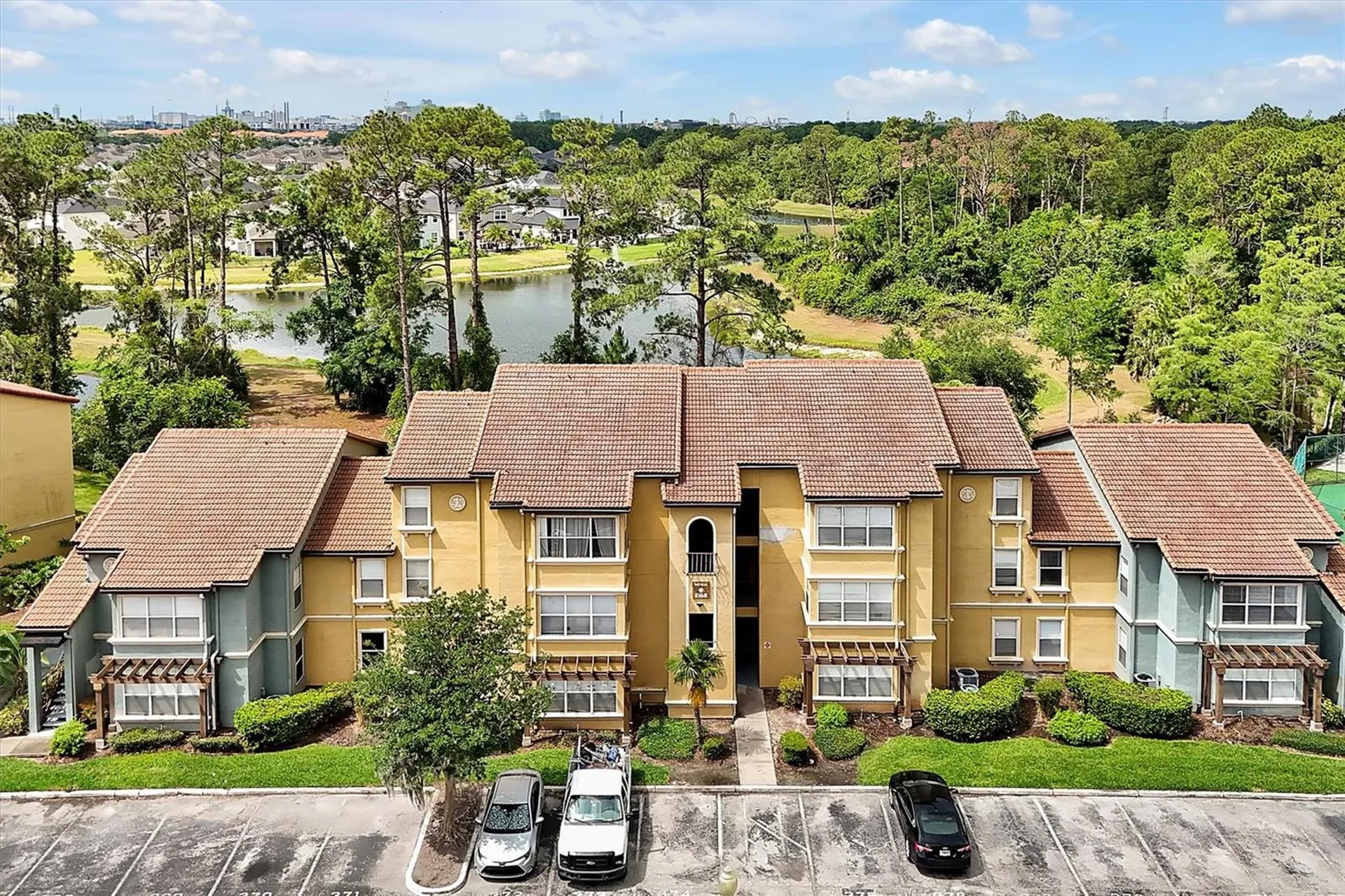 5168 Conroy Road Orlando FL 32811