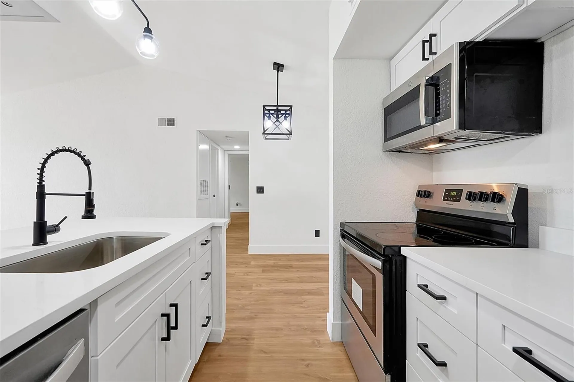 5168 Conroy Road Orlando FL 32811