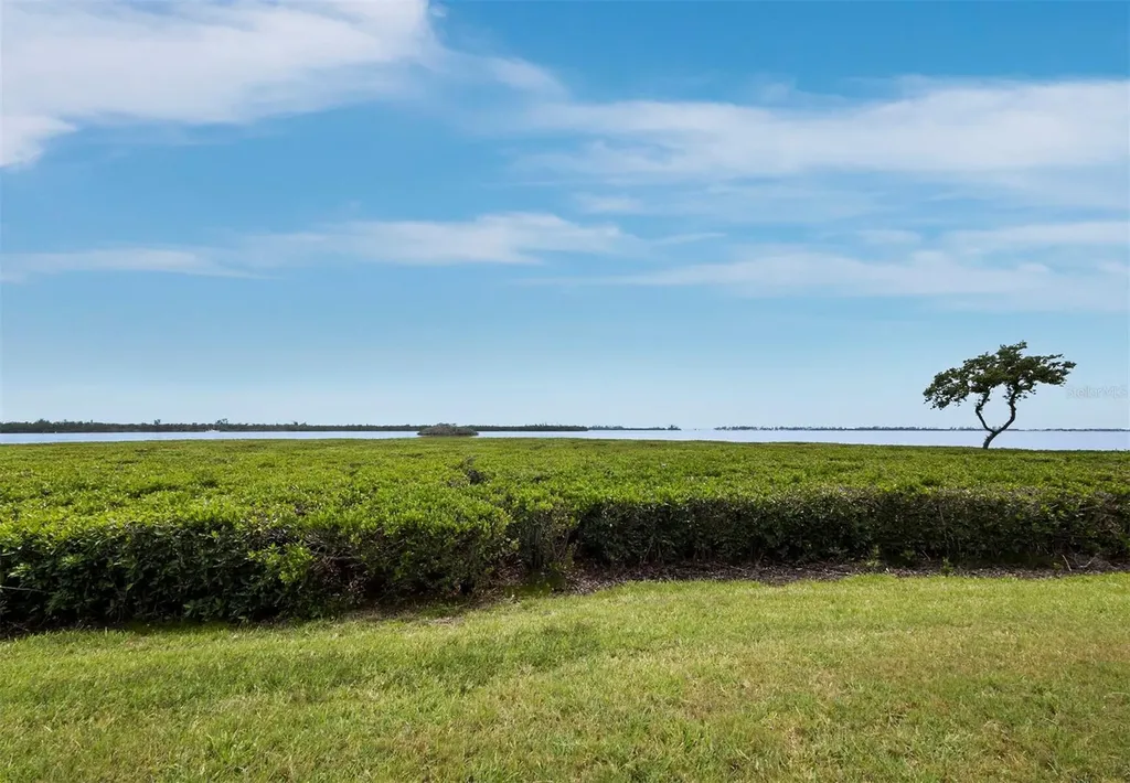4745 Independence Drive Bradenton FL 34210