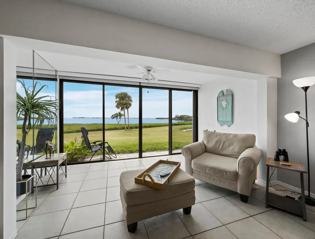 4745 Independence Drive Bradenton FL 34210