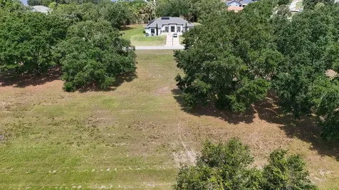 Royal Palm Drive Groveland FL 34736