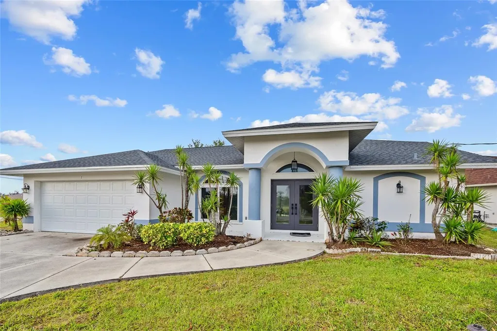 1 Sportsman Way Rotonda West FL 33947