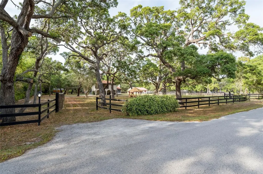 12311 Oakwood Drive Hudson FL 34669