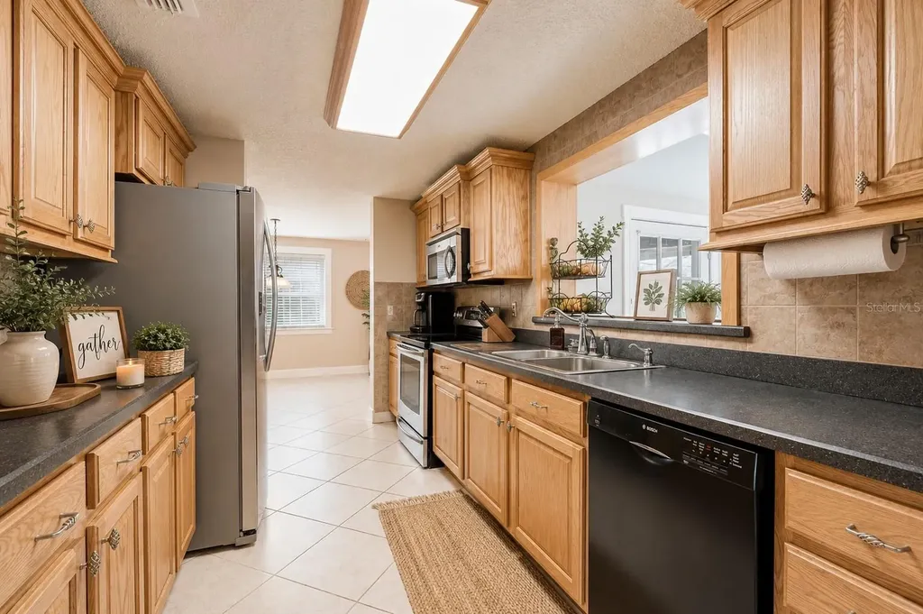 12311 Oakwood Drive Hudson FL 34669