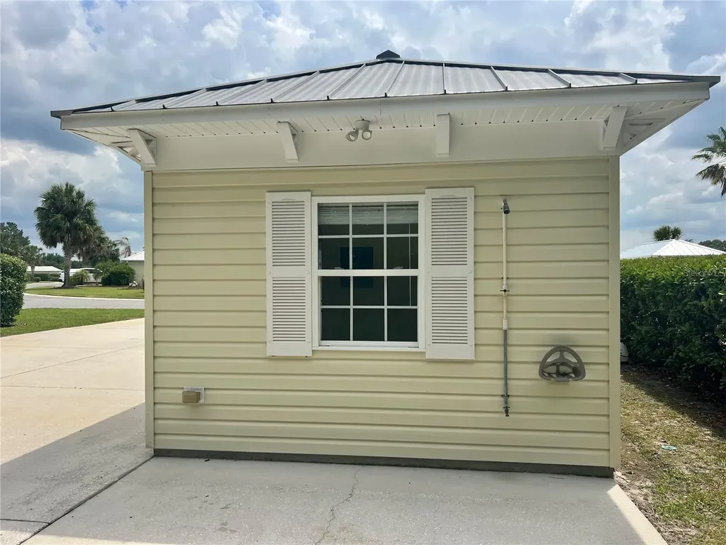 9413 SE 49th Terrace Webster FL 33597
