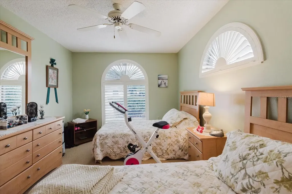 4032 Salem Square Court Palm Harbor FL 34685