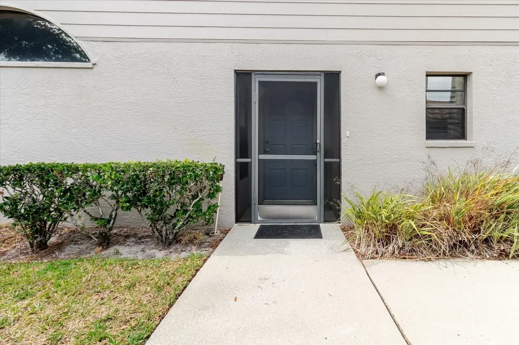 4032 Salem Square Court Palm Harbor FL 34685