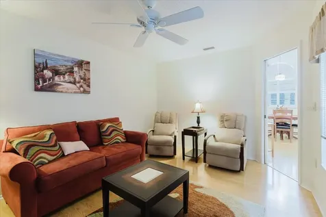 4032 Salem Square Court Palm Harbor FL 34685