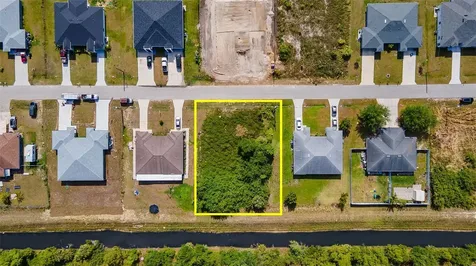 1518 Haviland Ave S Lehigh Acres FL 33973