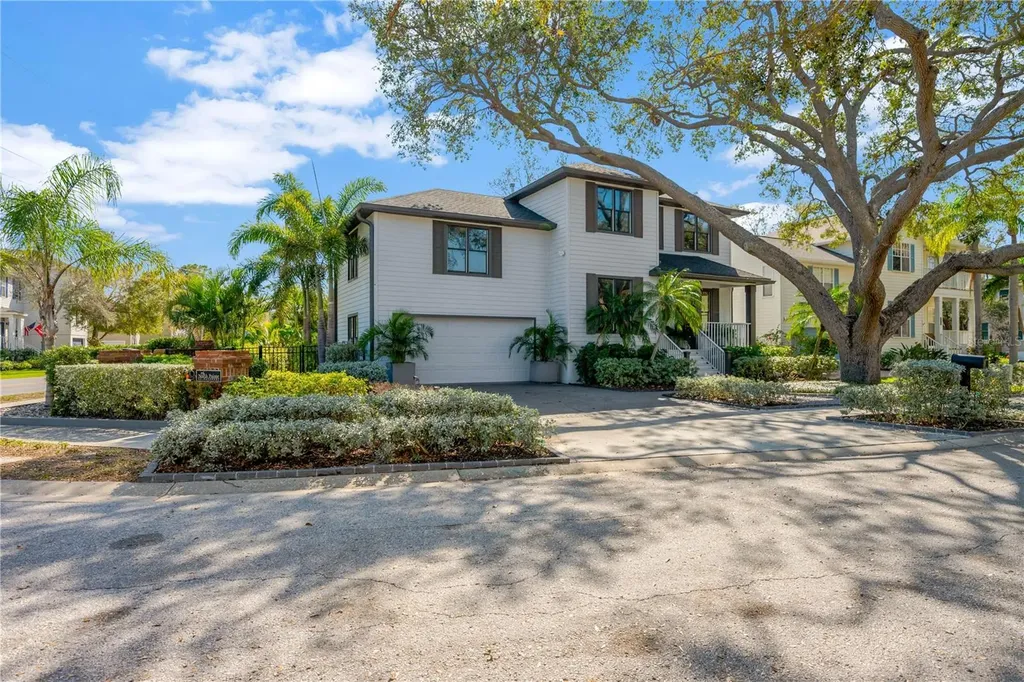 2802 Northpointe Lane Tampa FL 33611