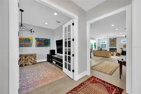 2802 Northpointe Lane Tampa FL 33611