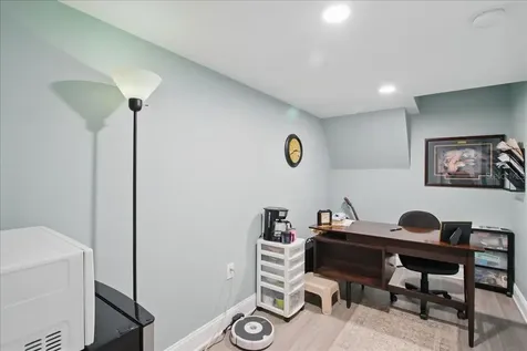 4250 W Bay To Bay Boulevard Tampa FL 33629