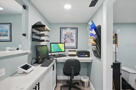 4250 W Bay To Bay Boulevard Tampa FL 33629