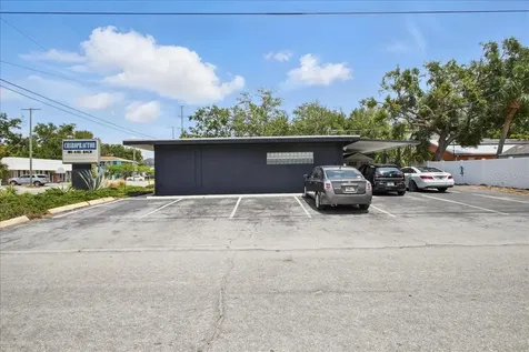 4250 W Bay To Bay Boulevard Tampa FL 33629