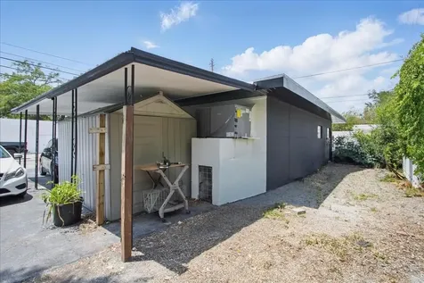 4250 W Bay To Bay Boulevard Tampa FL 33629