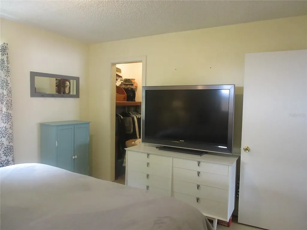 5949 SE 164th Court Ocklawaha FL 32179