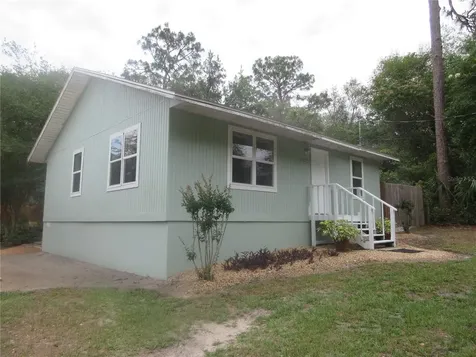 5949 SE 164th Court Ocklawaha FL 32179