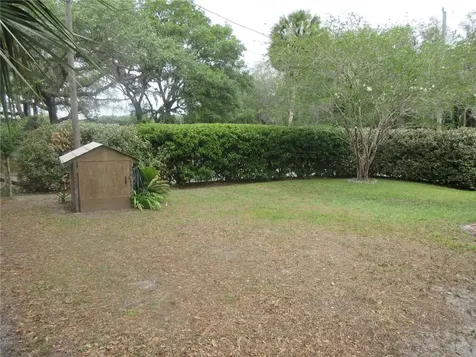 5949 SE 164th Court Ocklawaha FL 32179