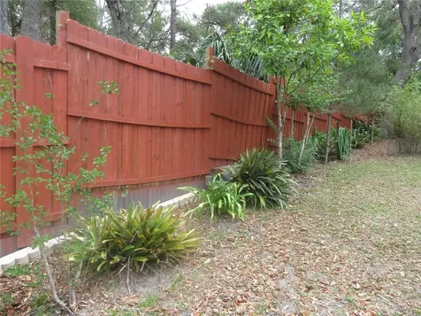 5949 SE 164th Court Ocklawaha FL 32179