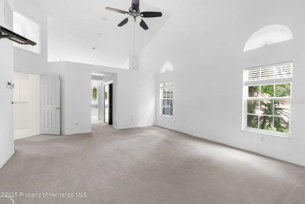 7640 W Golf Club Street Crystal River FL 34429