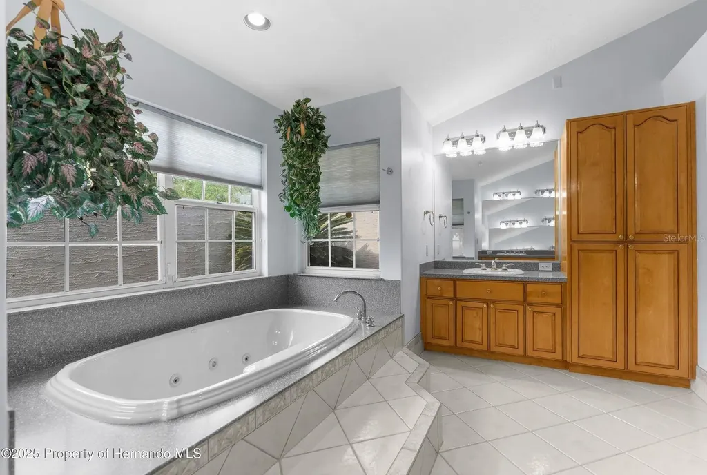 7640 W Golf Club Street Crystal River FL 34429
