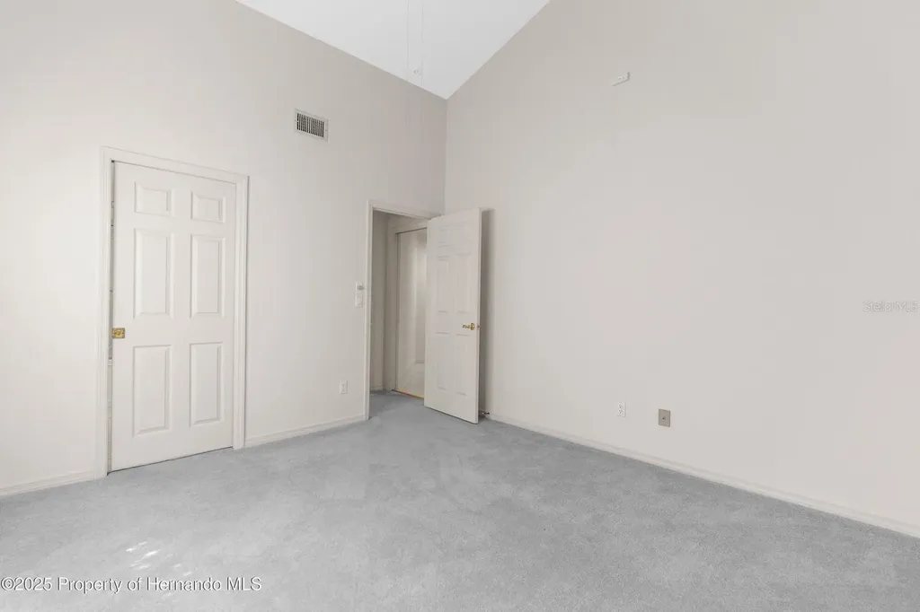 7640 W Golf Club Street Crystal River FL 34429