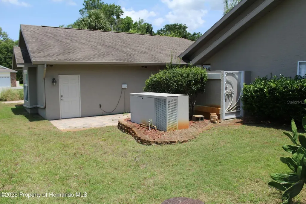 7640 W Golf Club Street Crystal River FL 34429