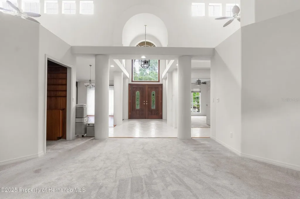 7640 W Golf Club Street Crystal River FL 34429