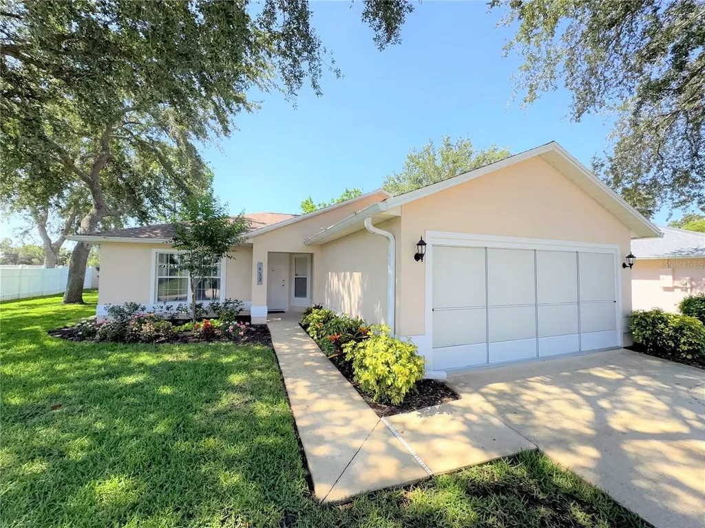 613 Clairmont Lane South Daytona FL 32119