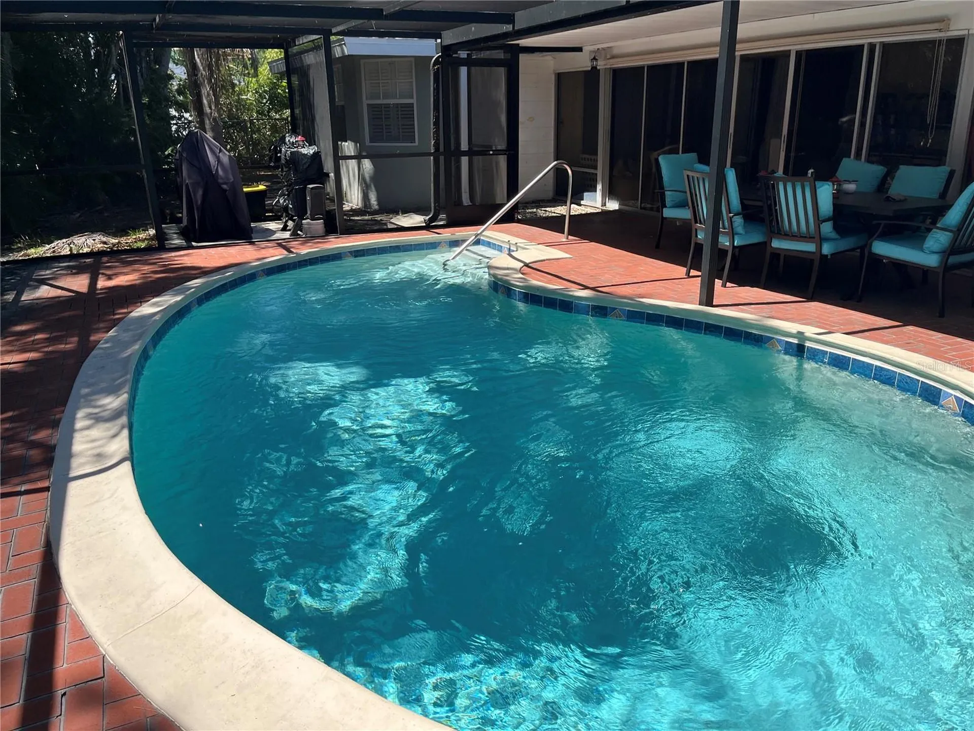 236 Davis Boulevard Sarasota FL 34237