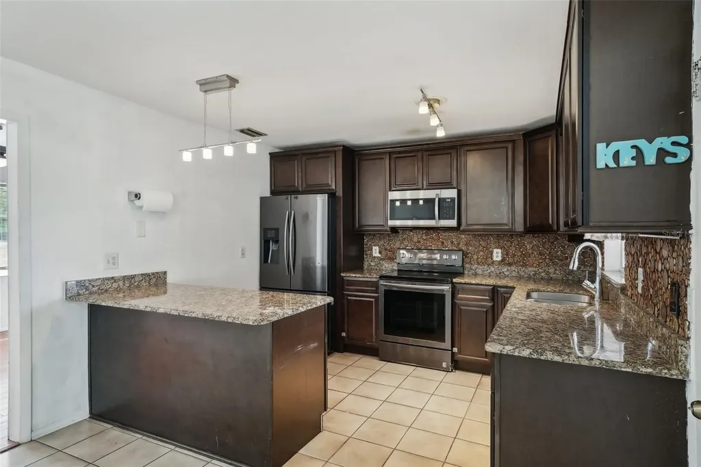 503 Holt Circle Winter Haven FL 33880
