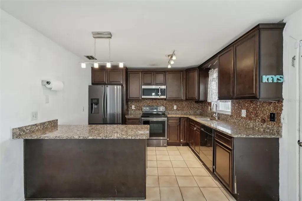 503 Holt Circle Winter Haven FL 33880