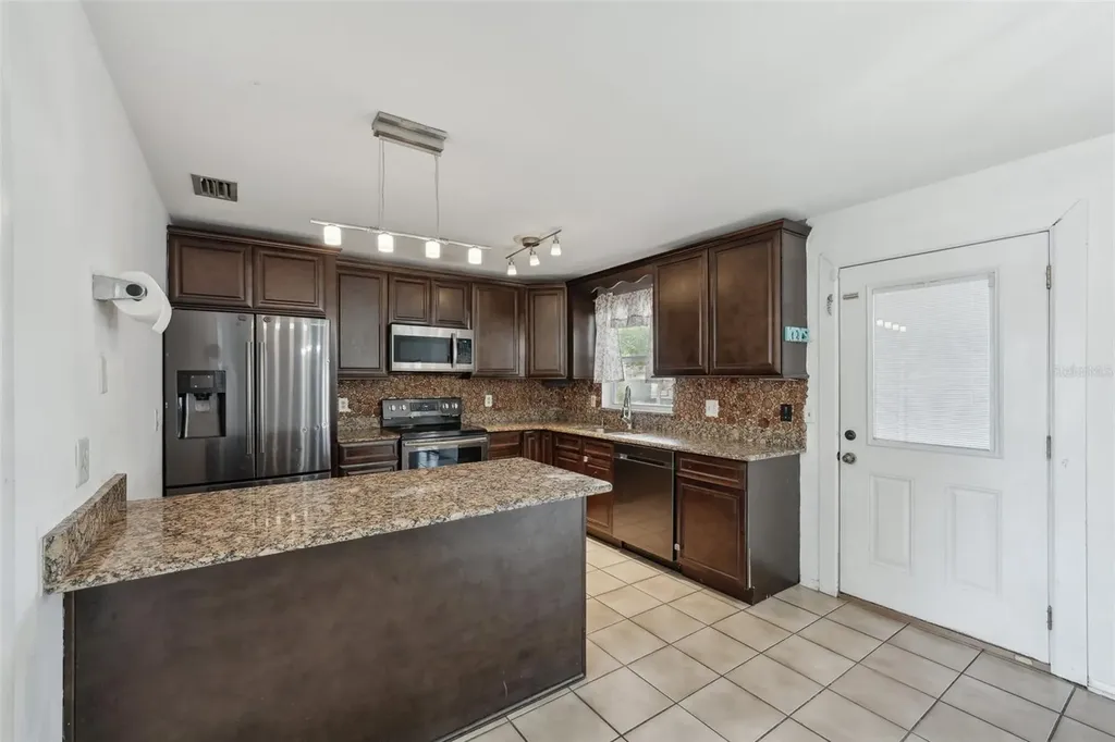 503 Holt Circle Winter Haven FL 33880