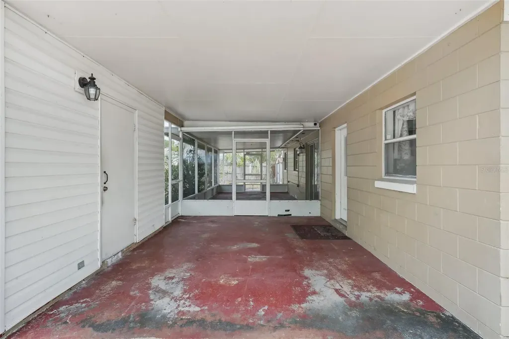 503 Holt Circle Winter Haven FL 33880