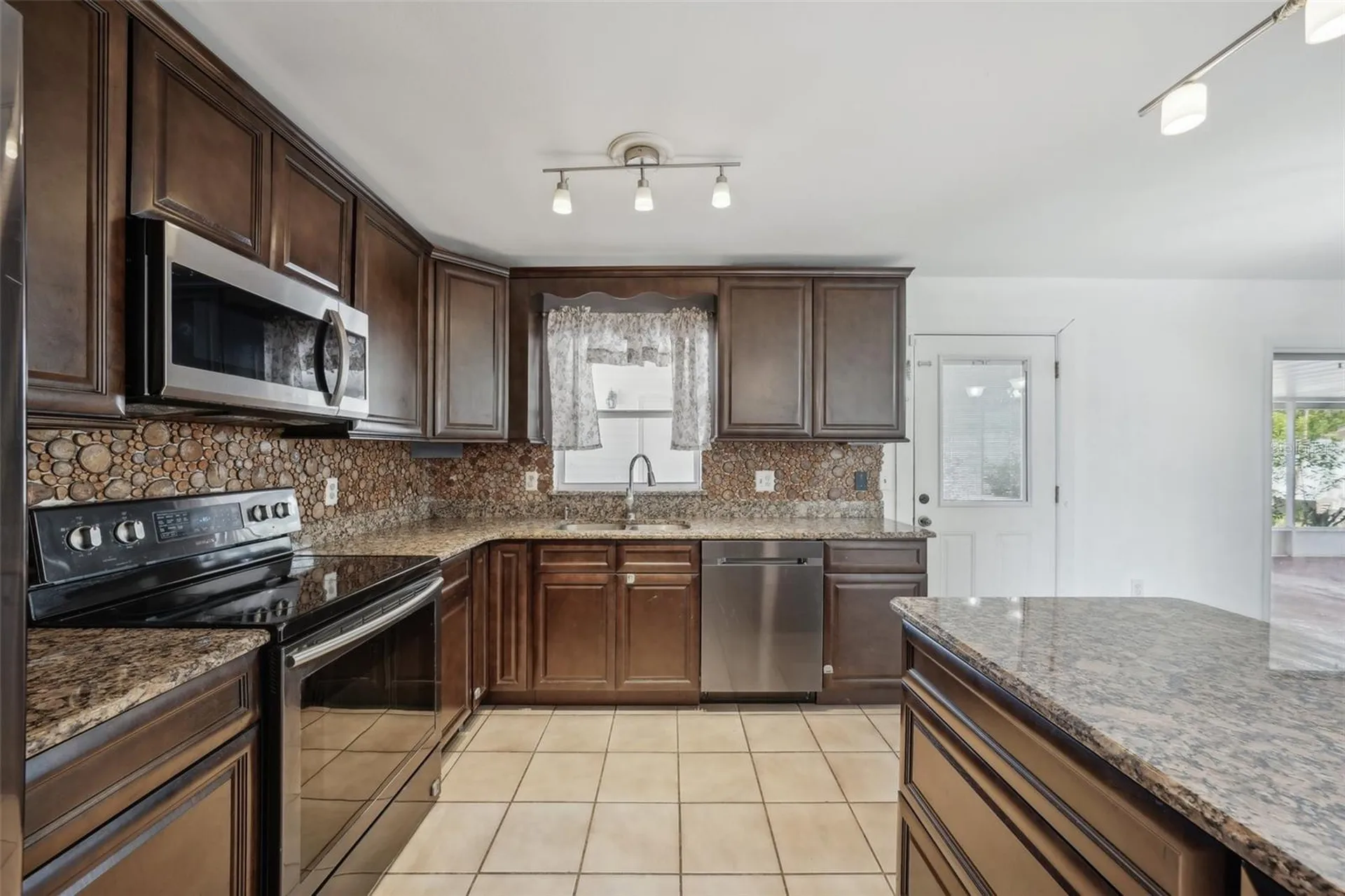 503 Holt Circle Winter Haven FL 33880