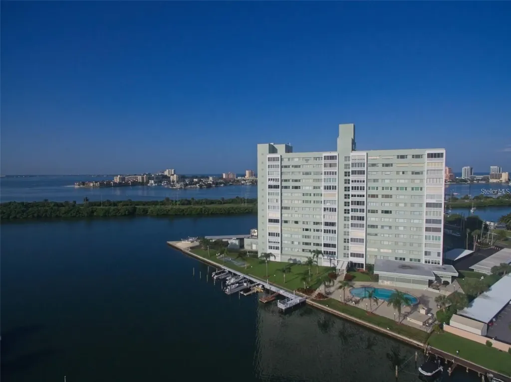 31 Island Way Clearwater Beach FL 33767