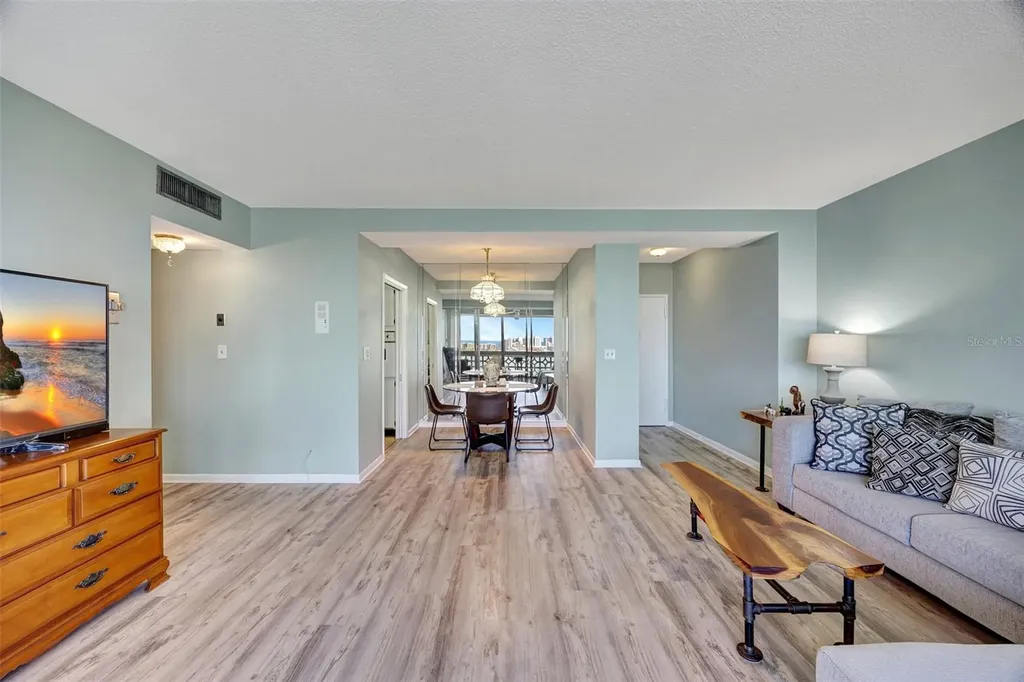 31 Island Way Clearwater Beach FL 33767