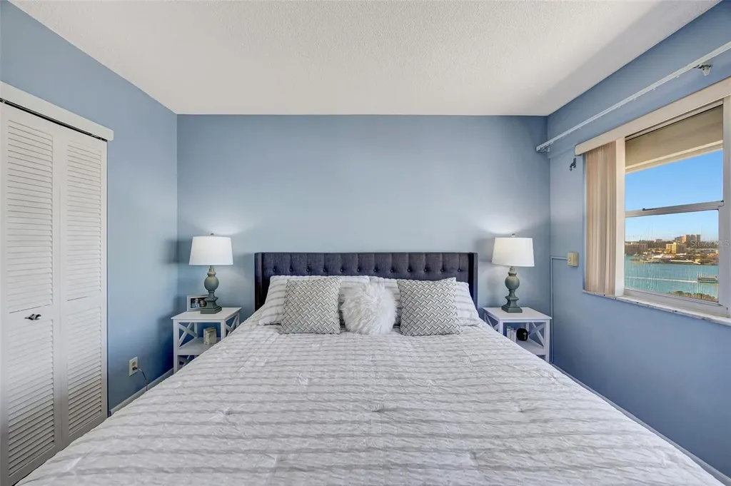 31 Island Way Clearwater Beach FL 33767