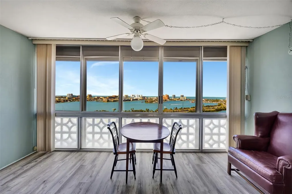 31 Island Way Clearwater Beach FL 33767