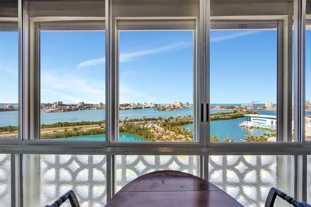 31 Island Way Clearwater Beach FL 33767