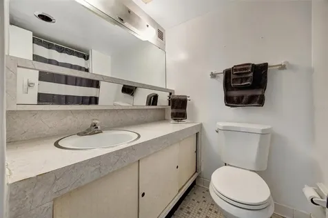 31 Island Way Clearwater Beach FL 33767